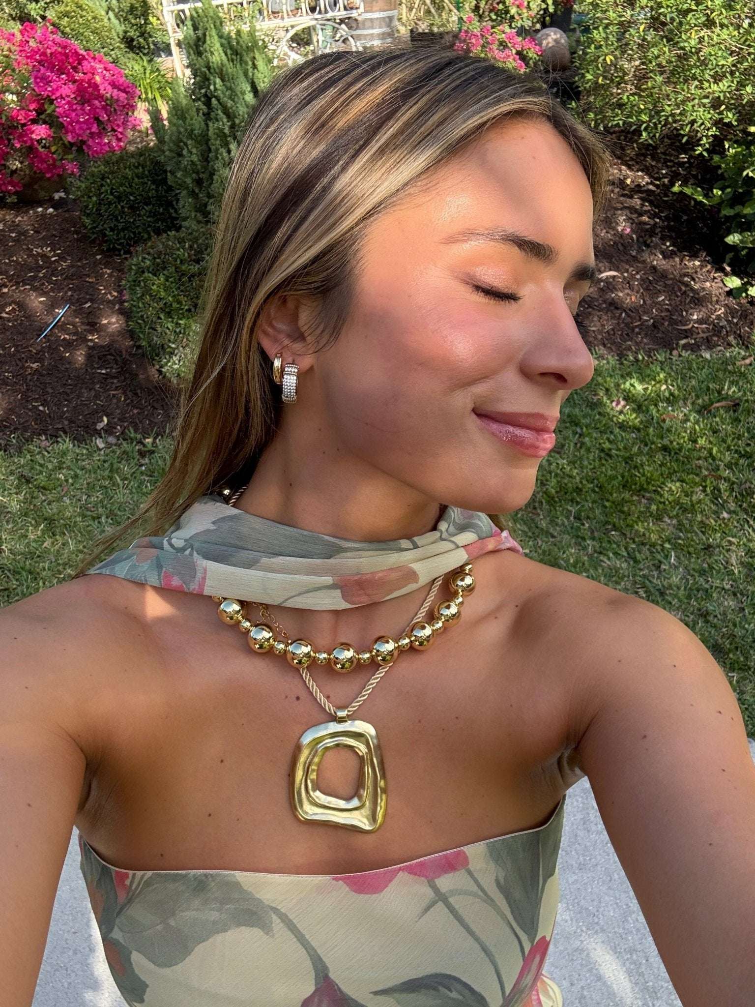 AGNES NECKLACE - Image 3