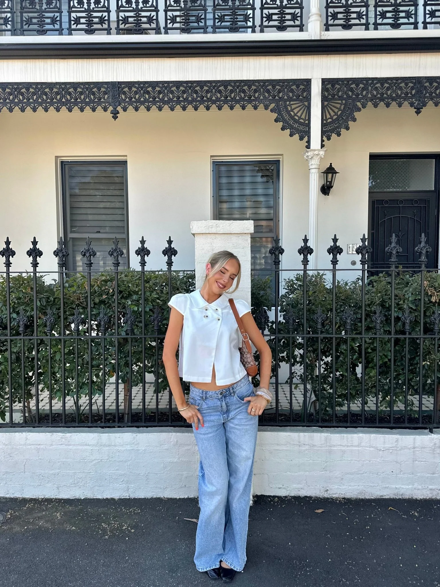 JASSIE BUTTON TOP IN WHITE - Image 10